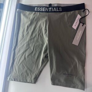 Upgrade your wardrobe with these brand new Essential Fear of God biker shorts.